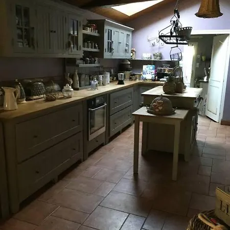 Grande Maison Familiale A 10 Min Du Puy Du Fou Holiday home *