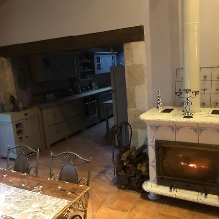 Holiday home Grande Maison Familiale A 10 Min Du Puy Du Fou